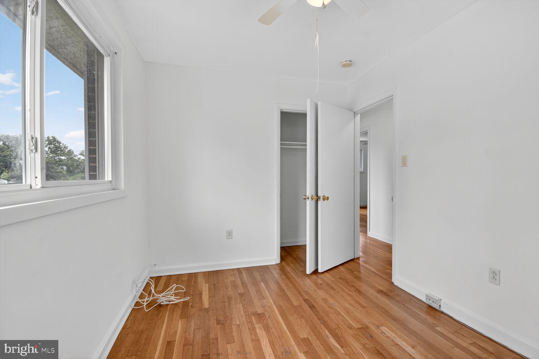 COLLEGE PARK ESTATES - Residential