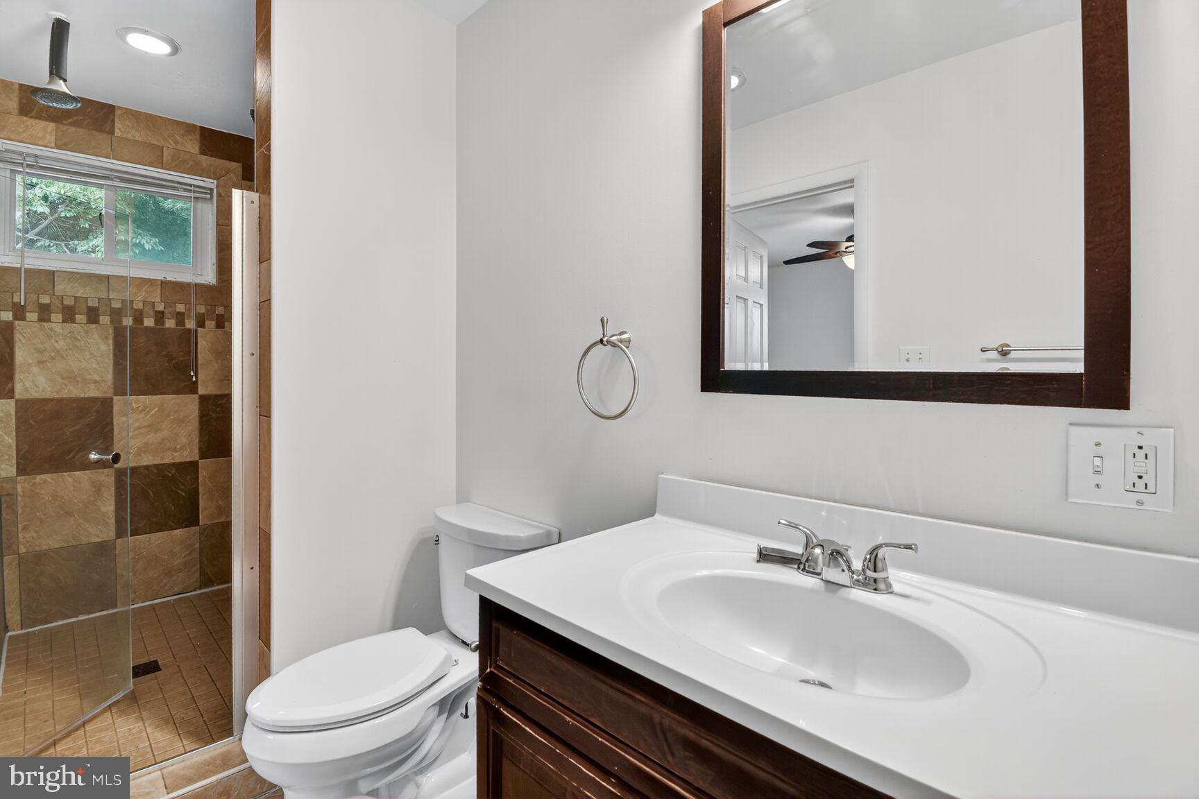 COLLEGE PARK ESTATES - Residential