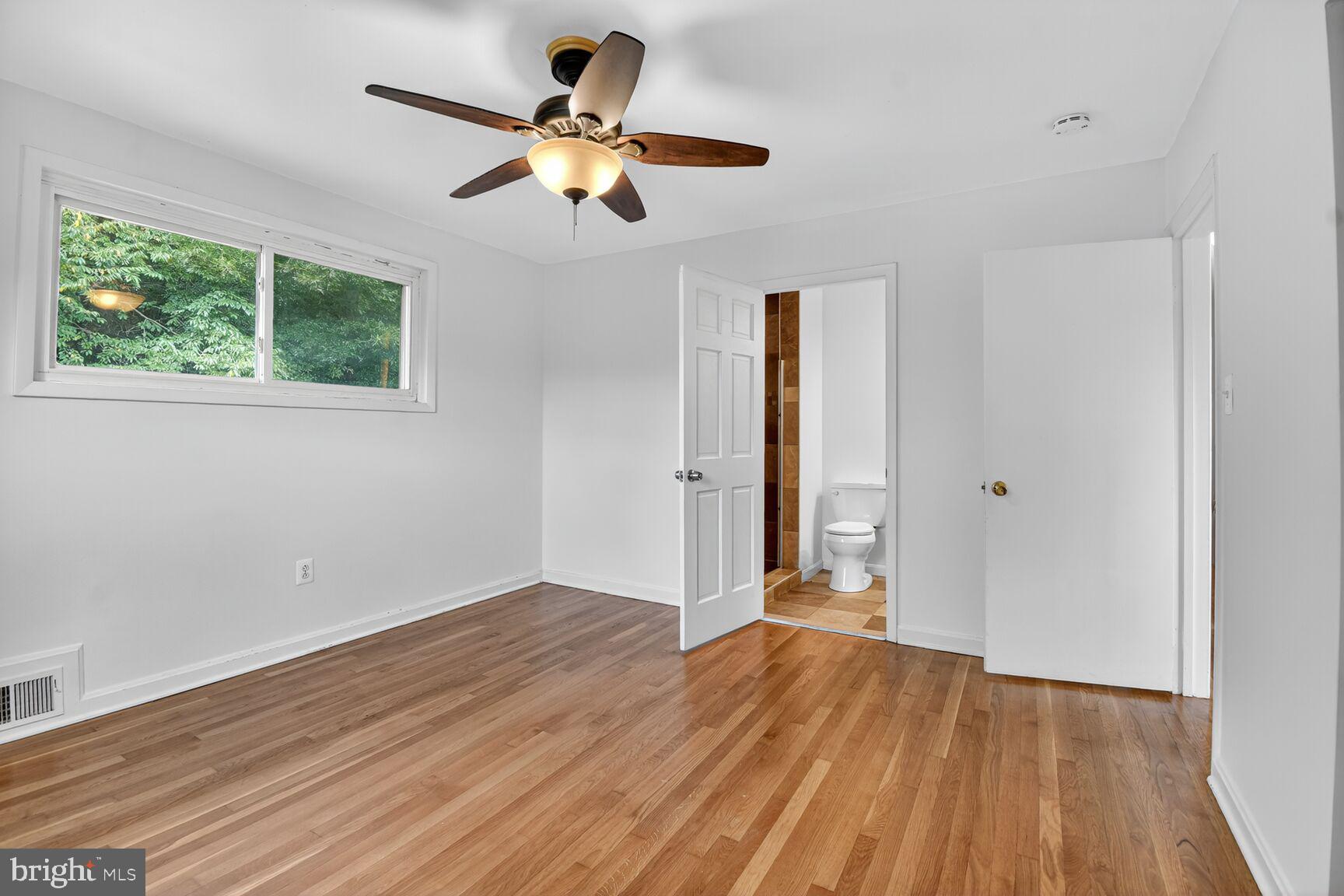 COLLEGE PARK ESTATES - Residential