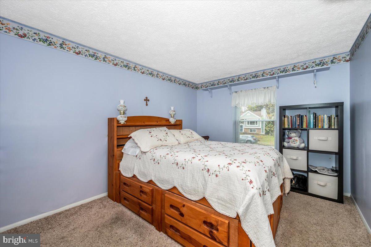 FOUNTAIN ROCK MANOR - Residential