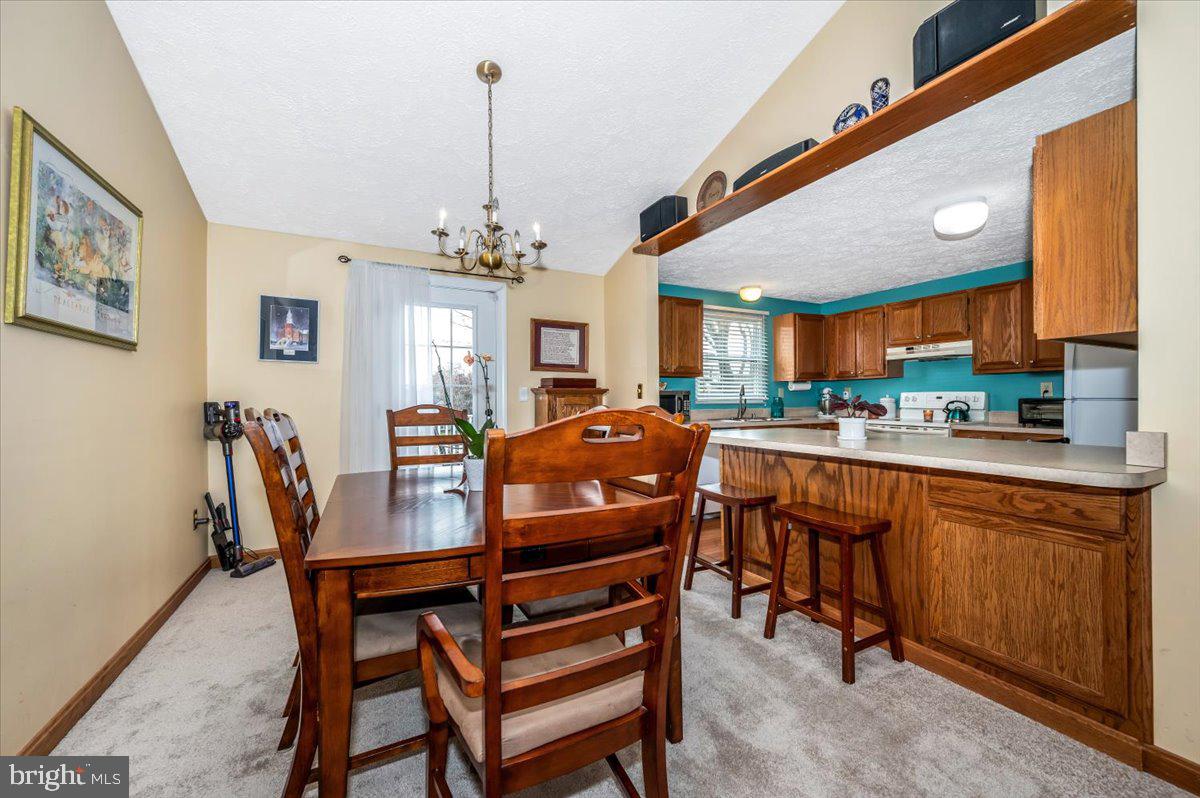 FOUNTAIN ROCK MANOR - Residential