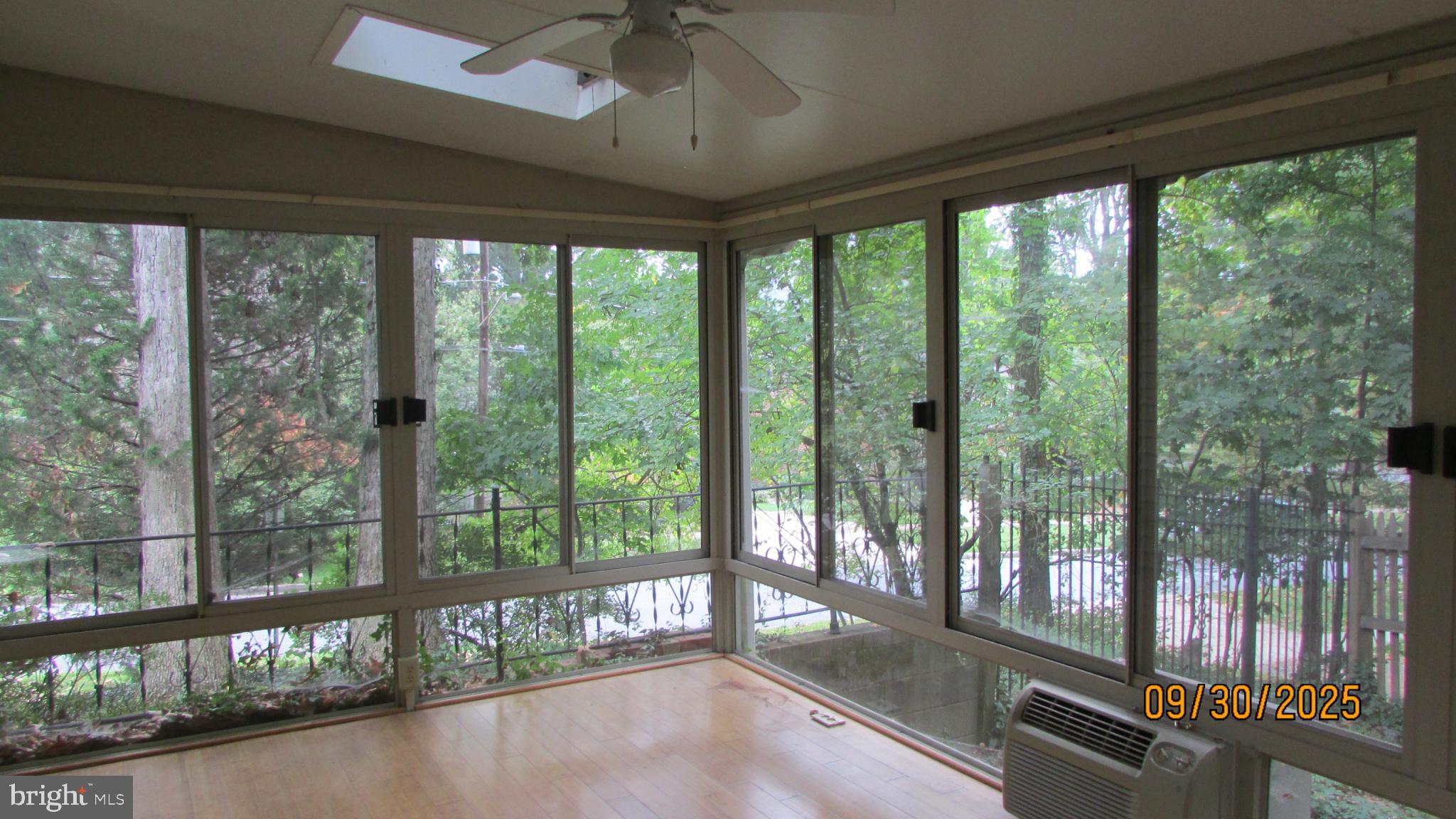 UNIVERSITY PARK - Residential