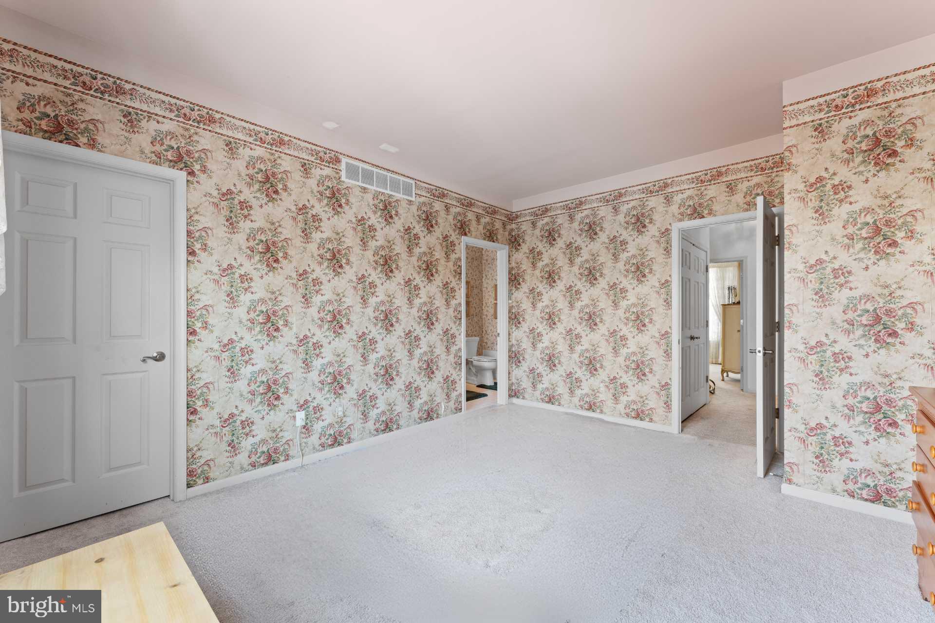 FOX HILL FARM - Residential