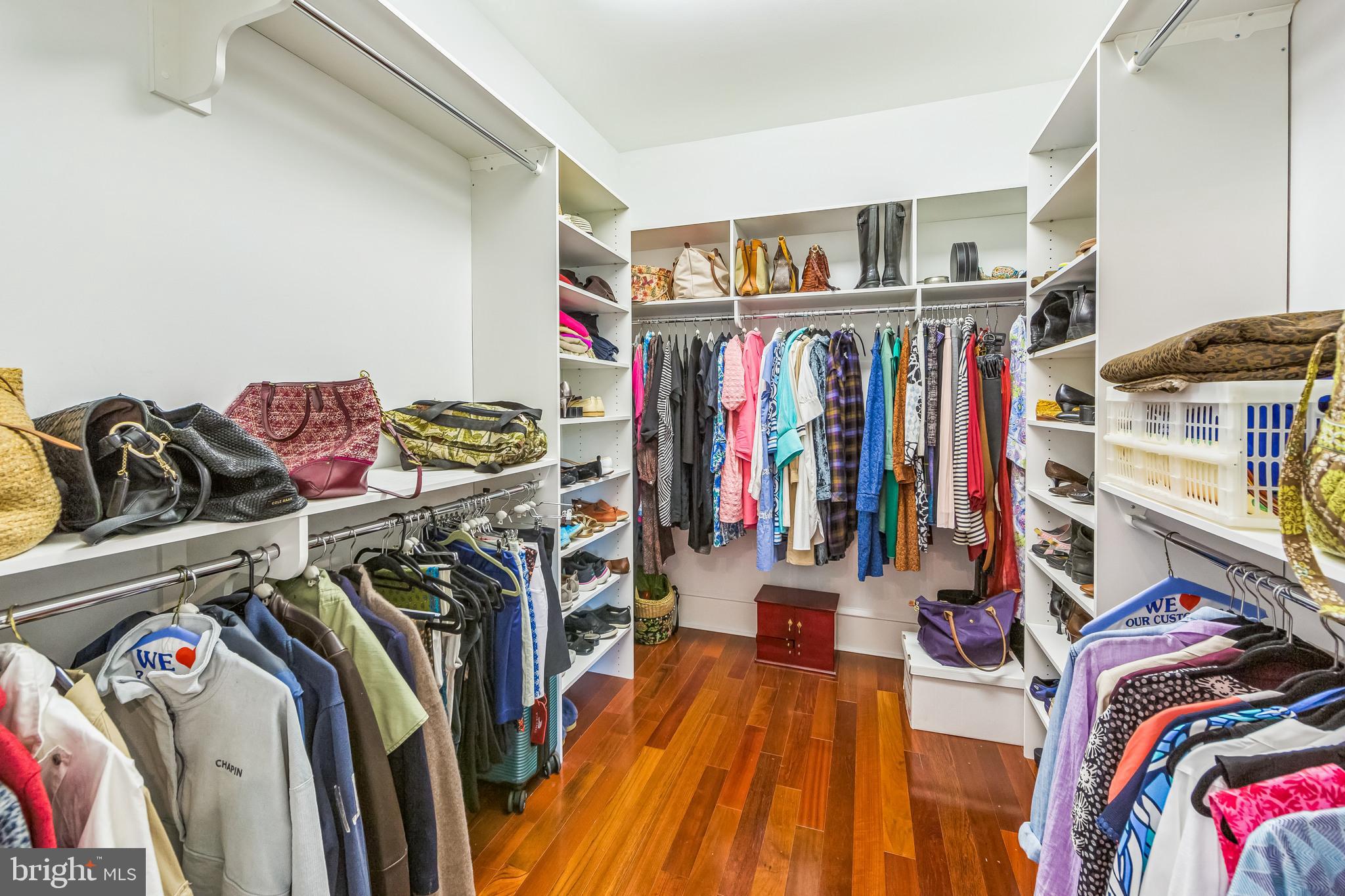 RADNOR HUNT - Residential