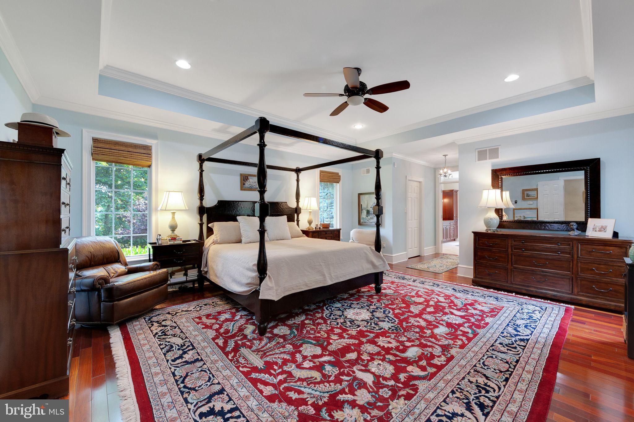 RADNOR HUNT - Residential