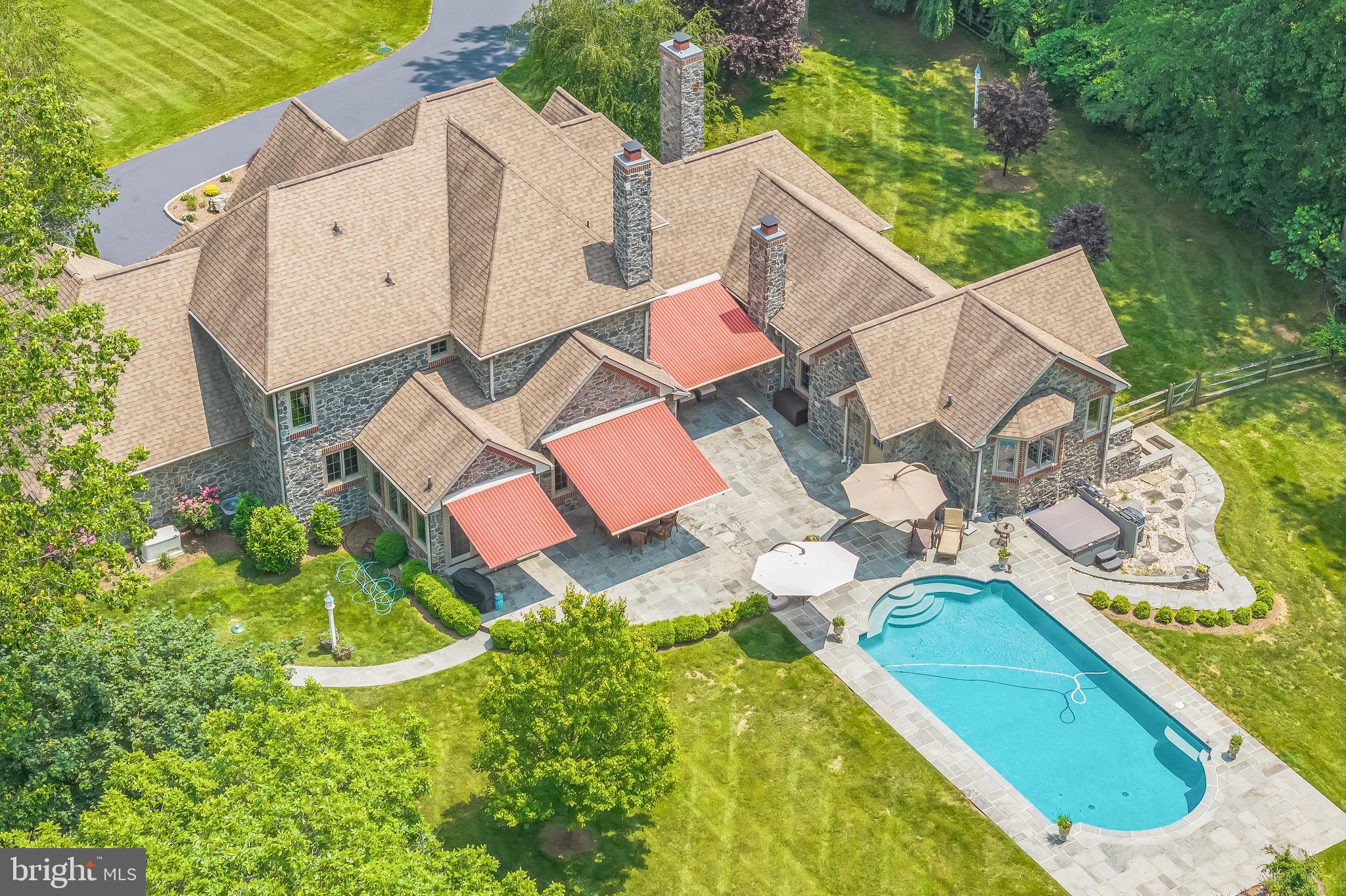 RADNOR HUNT - Residential