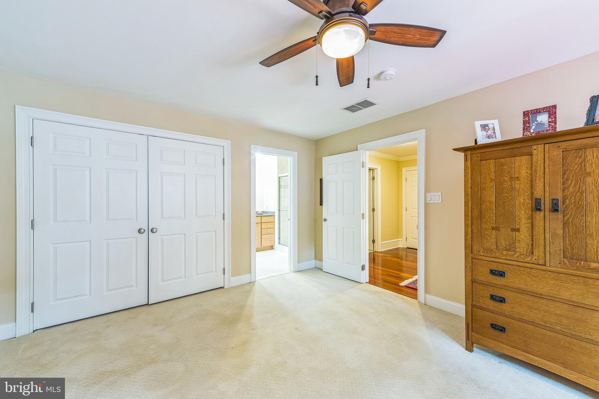 RADNOR HUNT - Residential