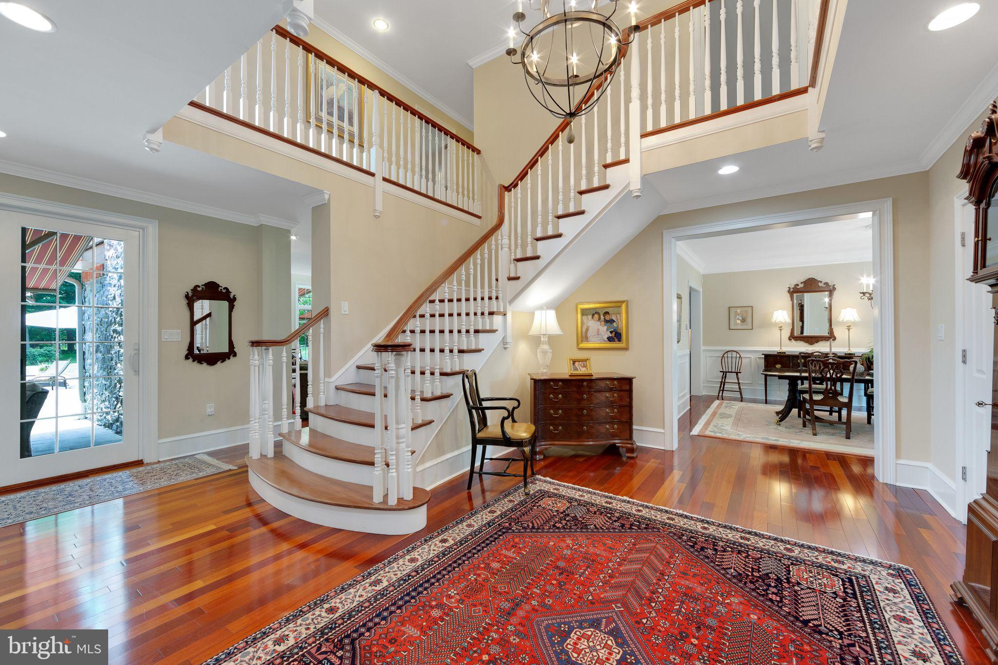 RADNOR HUNT - Residential