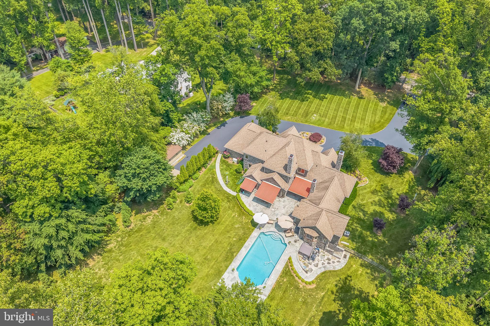 RADNOR HUNT - Residential