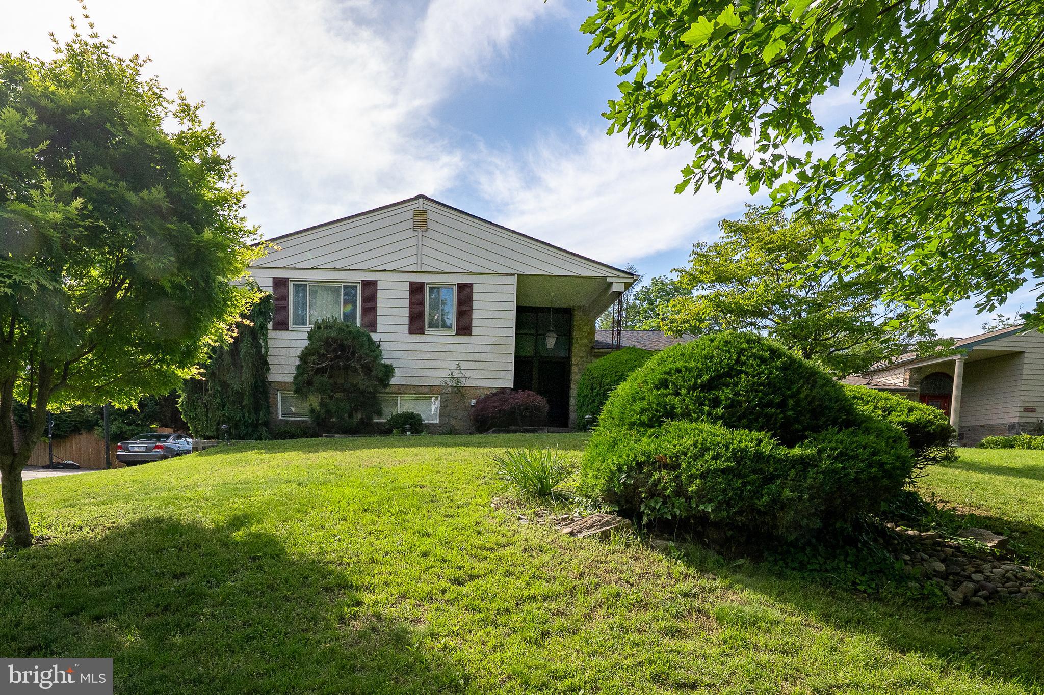 Nestled in the heart of Bala Cynwyd, this delightful single-family home at 1200 Gainsboro Rd offers 2,608 square feet of thoughtfully designed living space. Featuring four generously sized bedrooms, two and a half bathrooms, this residence blends comfort, function, and character—perfect for both everyday living and entertaining.
Inside, a harmonious mix of ceramic, hardwood and stone flooring adds texture and comfort throughout. The heart of the home is the bright and spacious eat-in kitchen, ideal for creating and enjoying home-cooked meals with friends.
Modern comforts include central air conditioning for the summer months.
A full lower level of this split home offers additional living space, and is anchored by a stone fireplace, providing a cozy atmosphere for relaxing evenings while the dedicated laundry room adds everyday convenience. Also a garage door goes into laundry room so if raining you stay dry.
Step outside to enjoy your own private oasis. The backyard and patio area are perfect for outdoor dining, quiet mornings with coffee, or lively gatherings with guests. Driveway parking ensures easy access and added peace of mind.
Blending timeless charm with modern amenities, 1200 Gainsboro Rd offers a warm and welcoming place to call home in one of Bala Cynwyd’s most desirable neighborhoods.This location is in the desirable blue ribbon lower merion school system ,This home awaits your personal touch! Close to parks great shopping and the Belmont Pool!
Don’t miss your chance to make this wonderful location yours. Schedule a showing today!