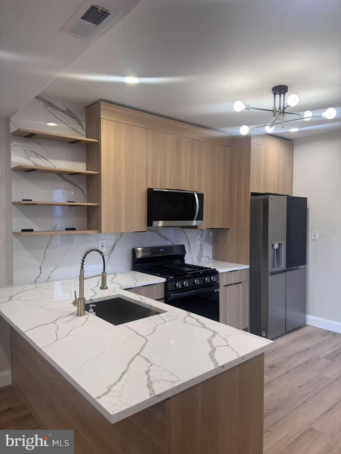 KINGSESSING - Residential