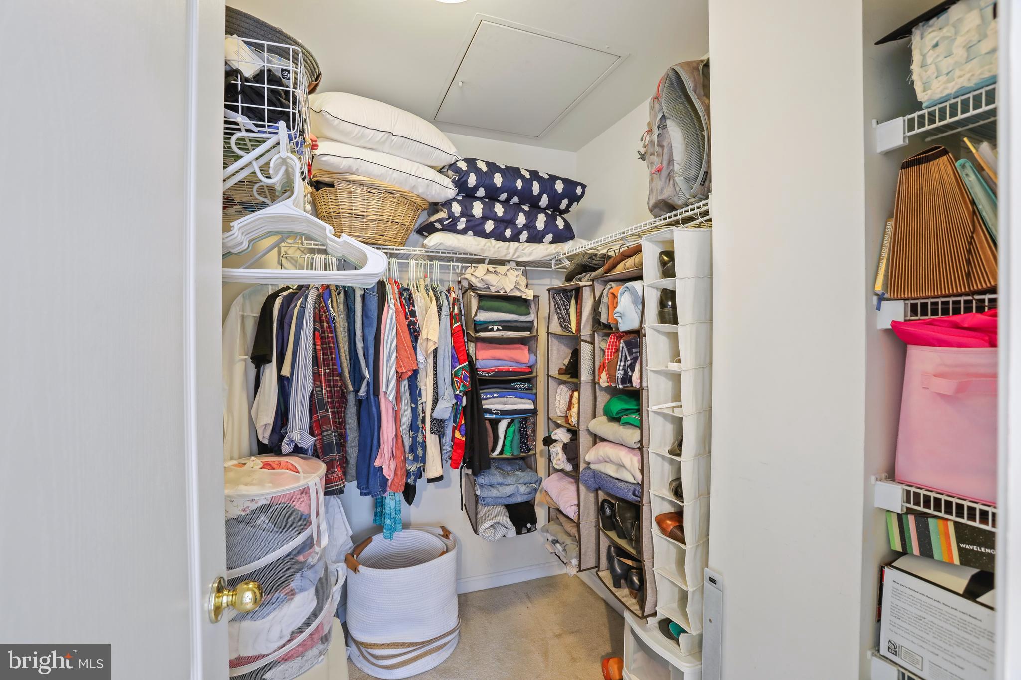 STONE SPRINGS CONDOMINIUMS - Residential