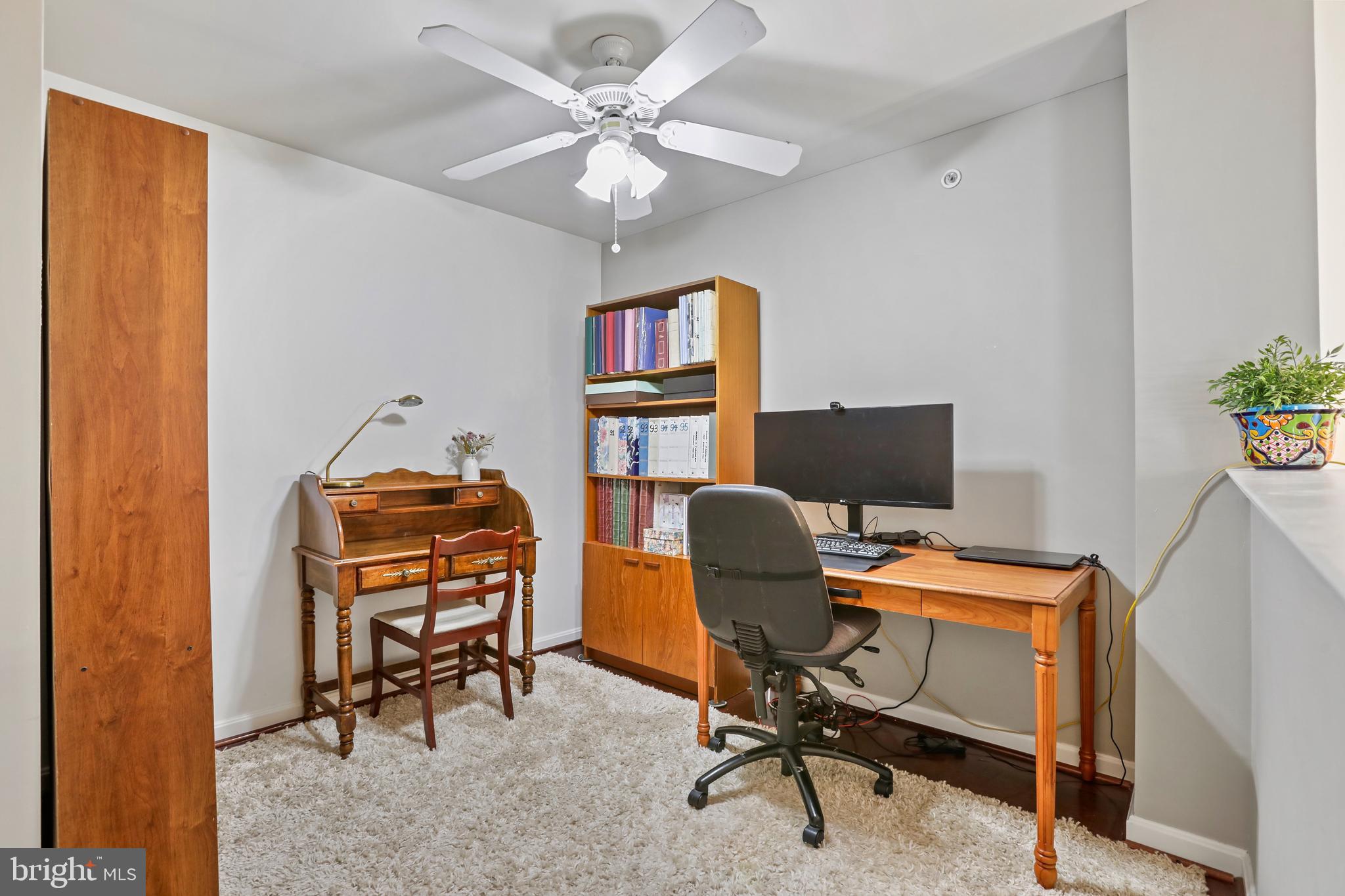 STONE SPRINGS CONDOMINIUMS - Residential