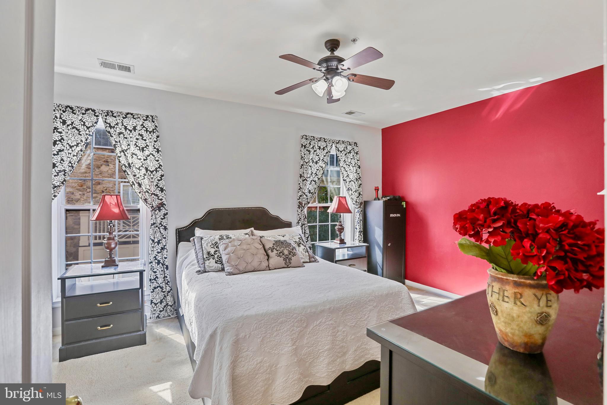 STONE SPRINGS CONDOMINIUMS - Residential