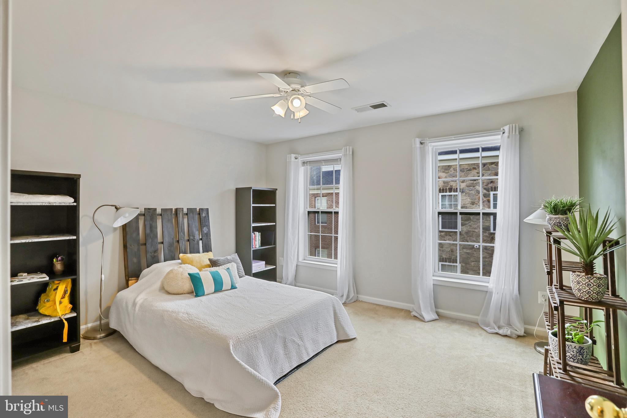 STONE SPRINGS CONDOMINIUMS - Residential