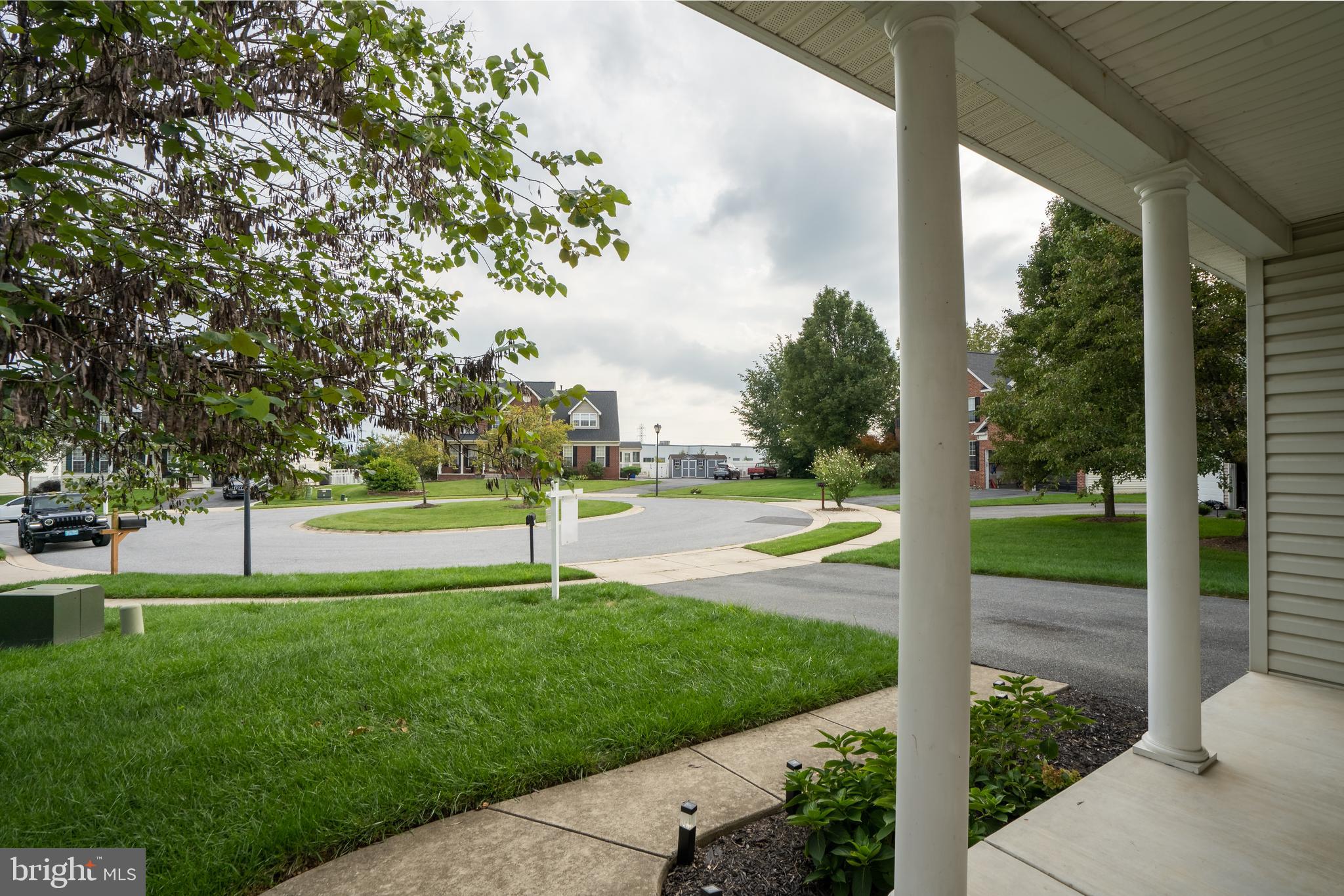 WELLINGTON TRACE - Residential