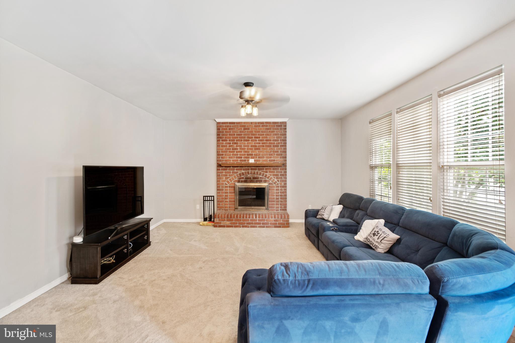 WELLINGTON TRACE - Residential