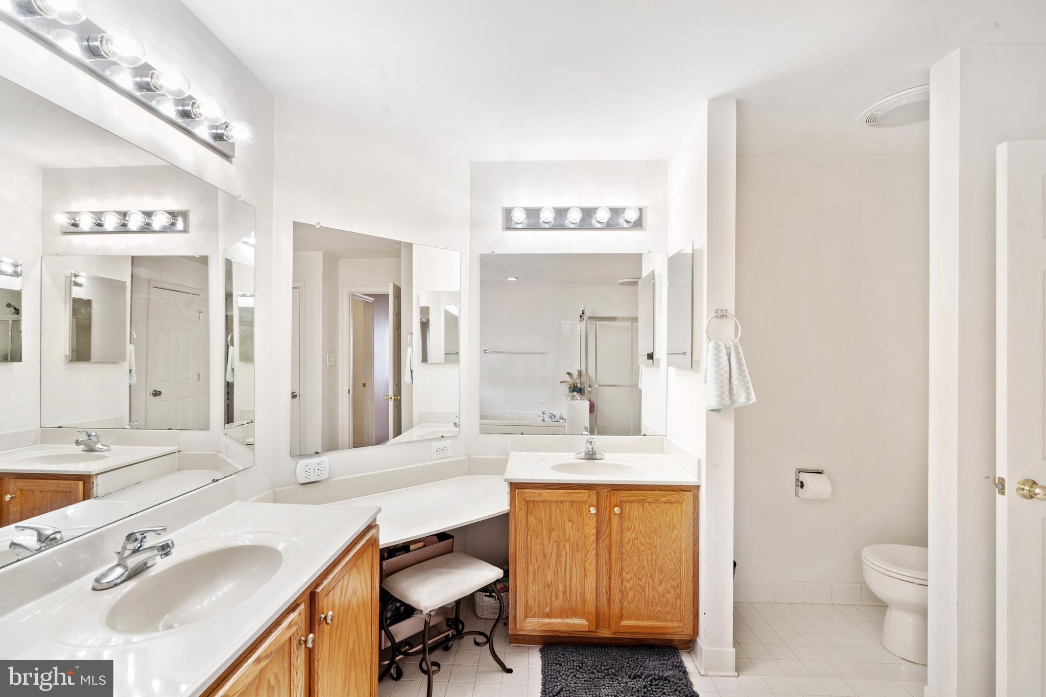 WELLINGTON TRACE - Residential