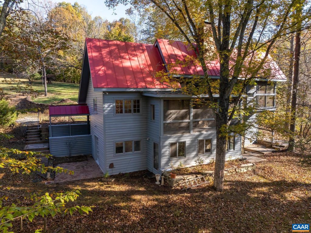 Photo of 9712 Old Green Mountain Rd, ESMONT, VA 22937 (MLS # 670517)