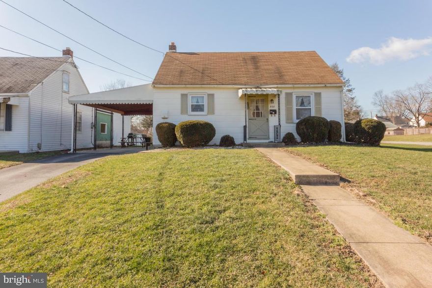 Large level flat yard, corner lot, solid built home. 3 bdrm, 1 full bath, partial finished basement. ''As Is Condition''. Priced accordingly. Dead end street. Newer windows, new water heater.