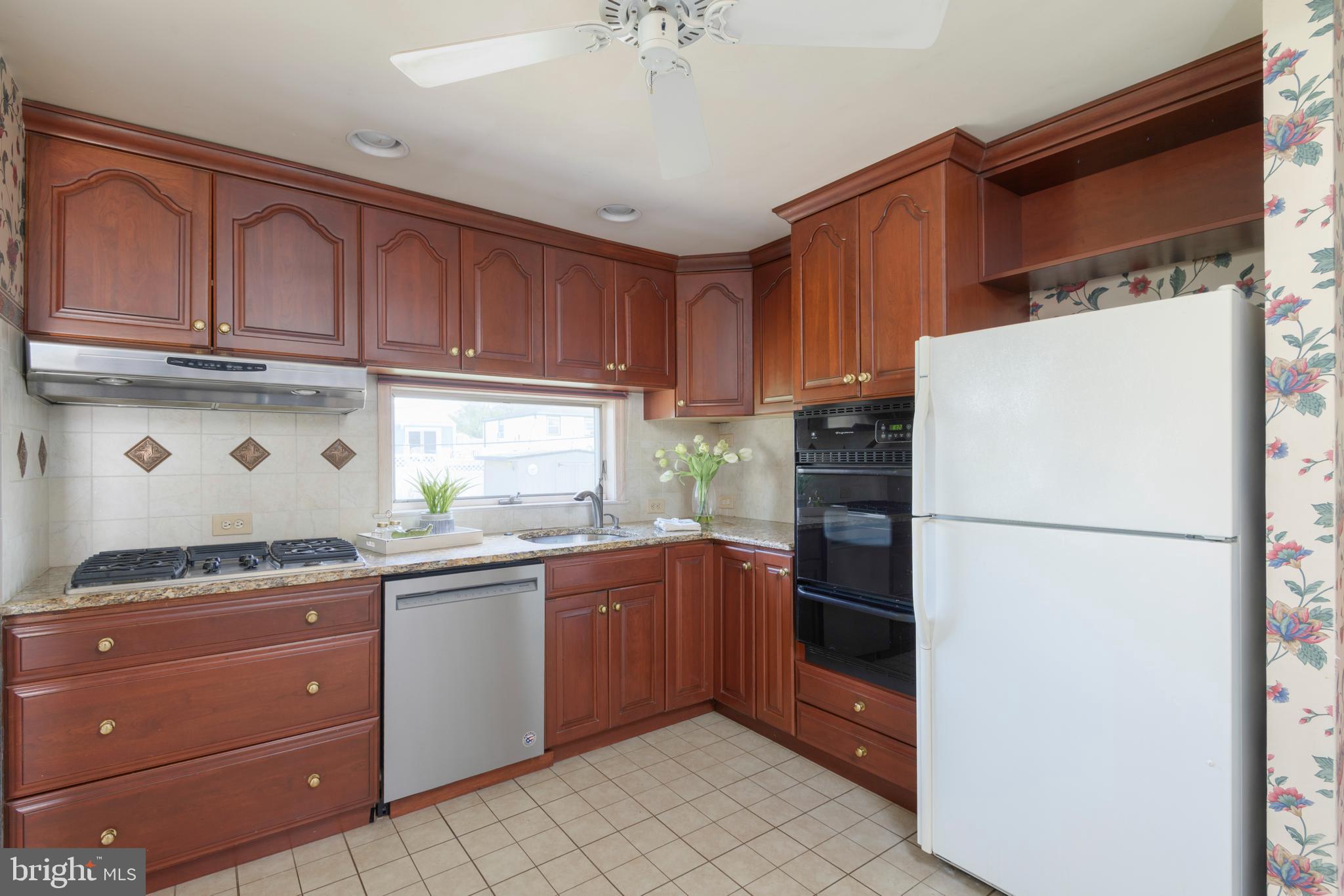 SOMERTON - Residential