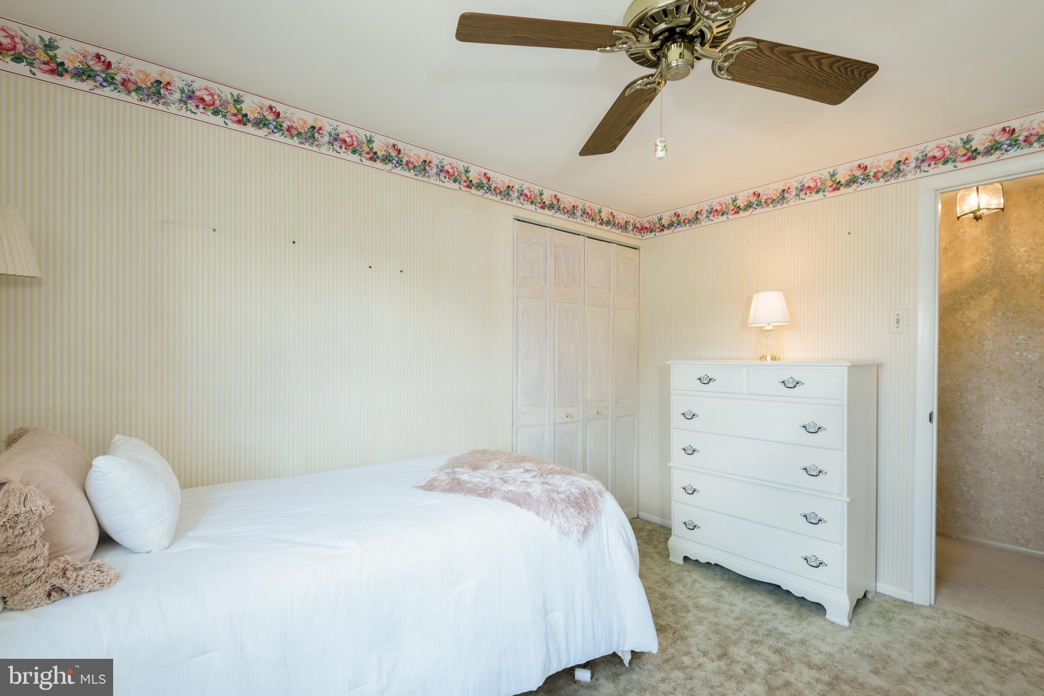 SOMERTON - Residential