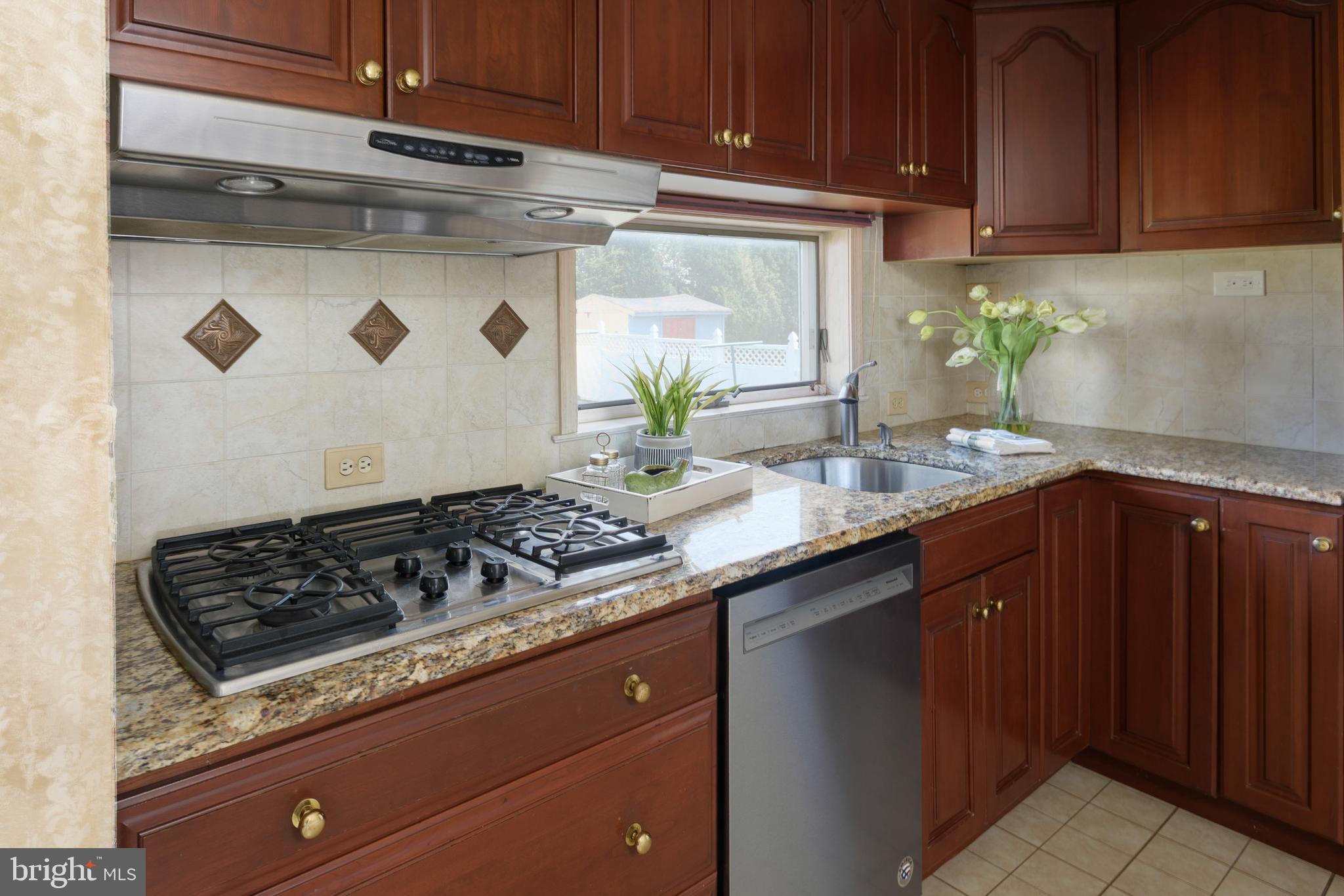 SOMERTON - Residential