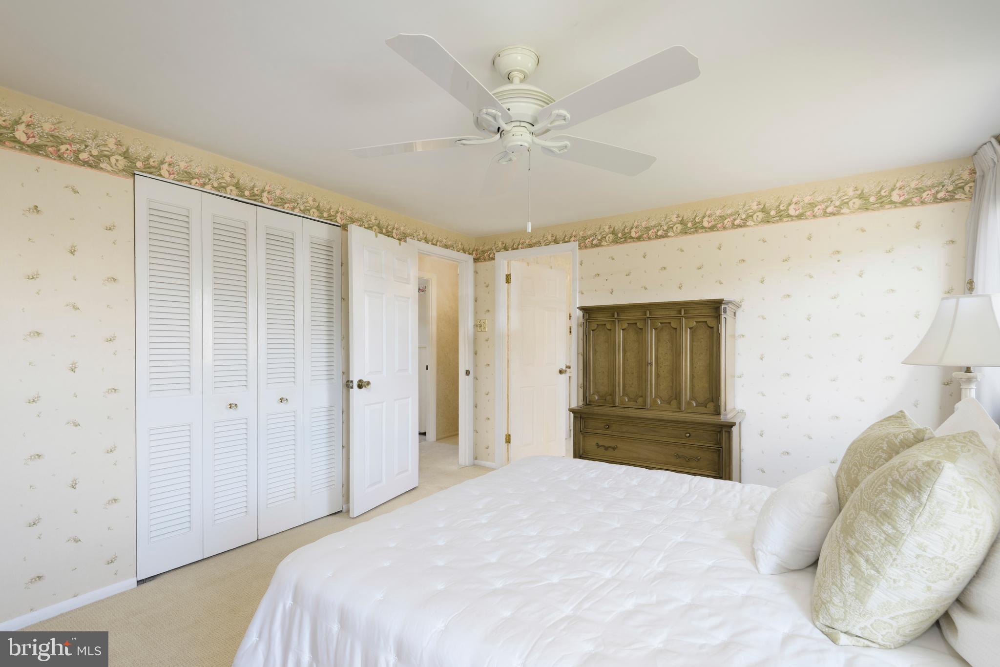 SOMERTON - Residential