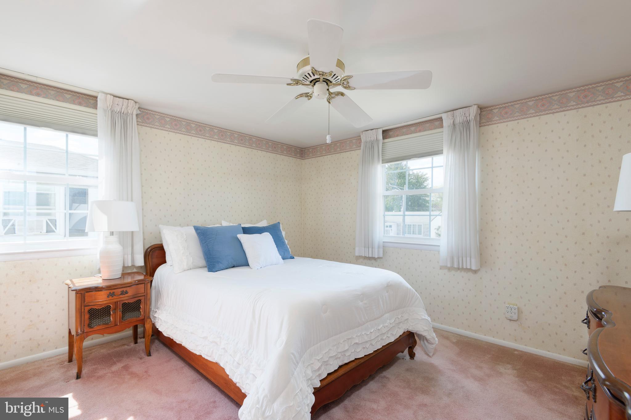 SOMERTON - Residential