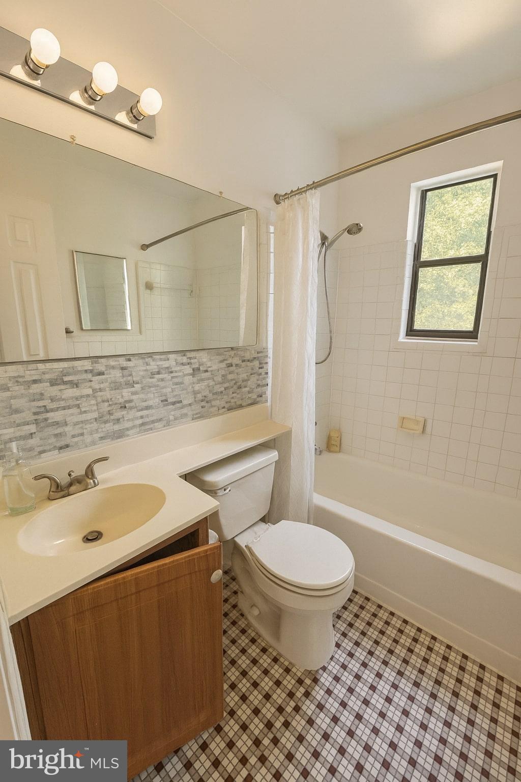 4725 1ST STREET SW 303