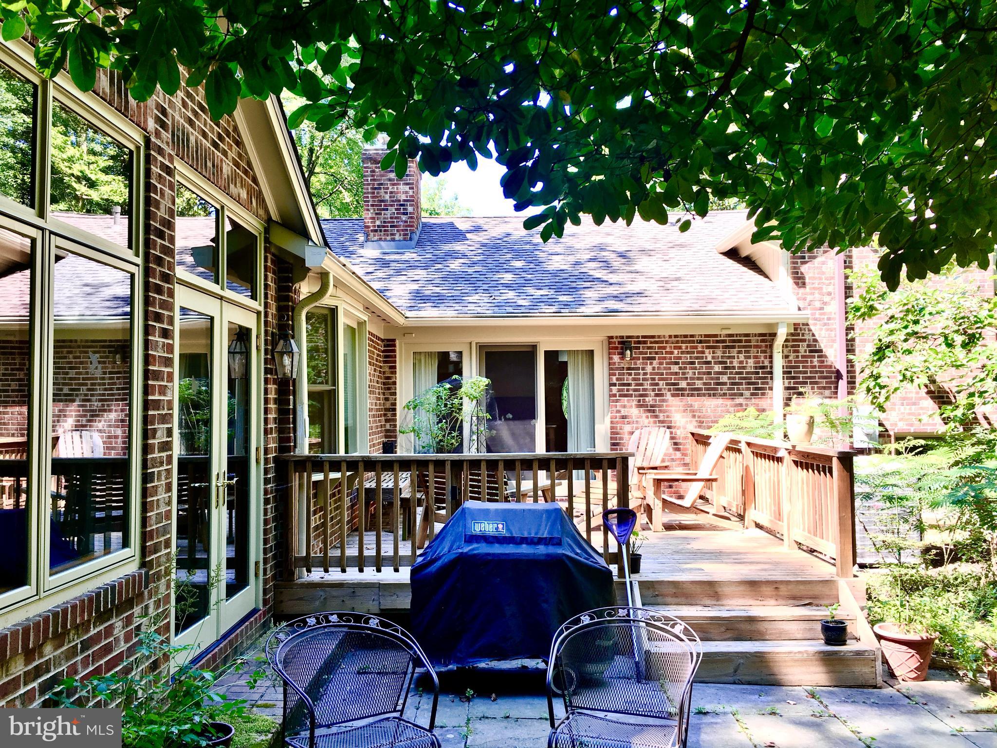 LEE FOREST - Residential Lease