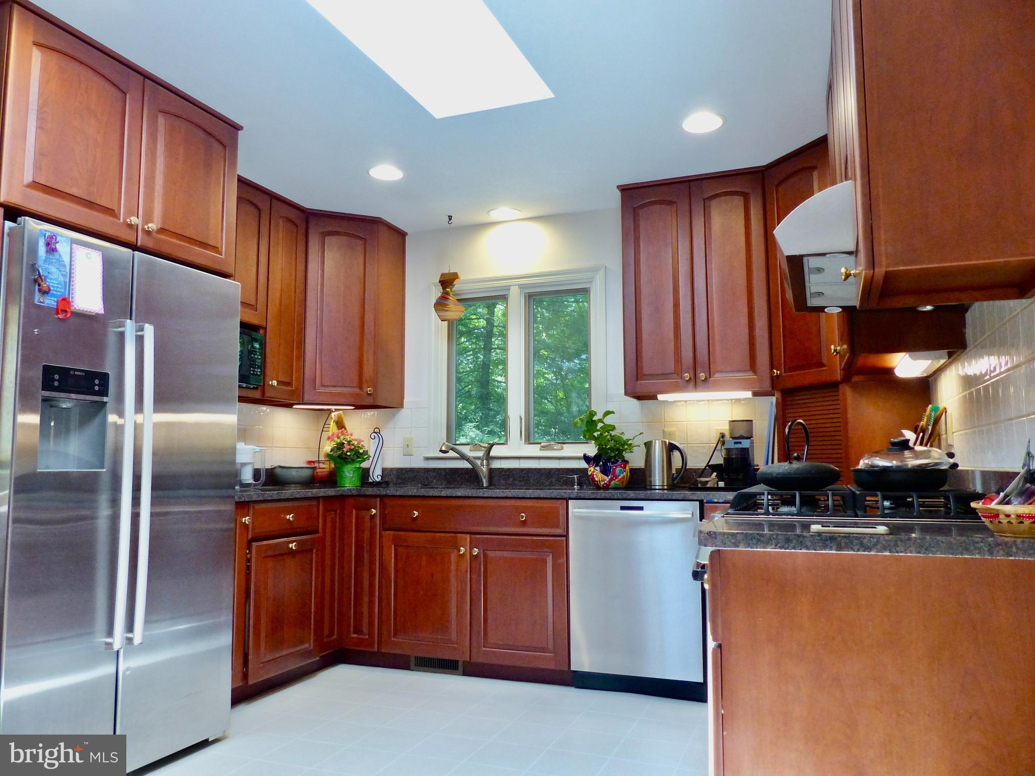 LEE FOREST - Residential Lease