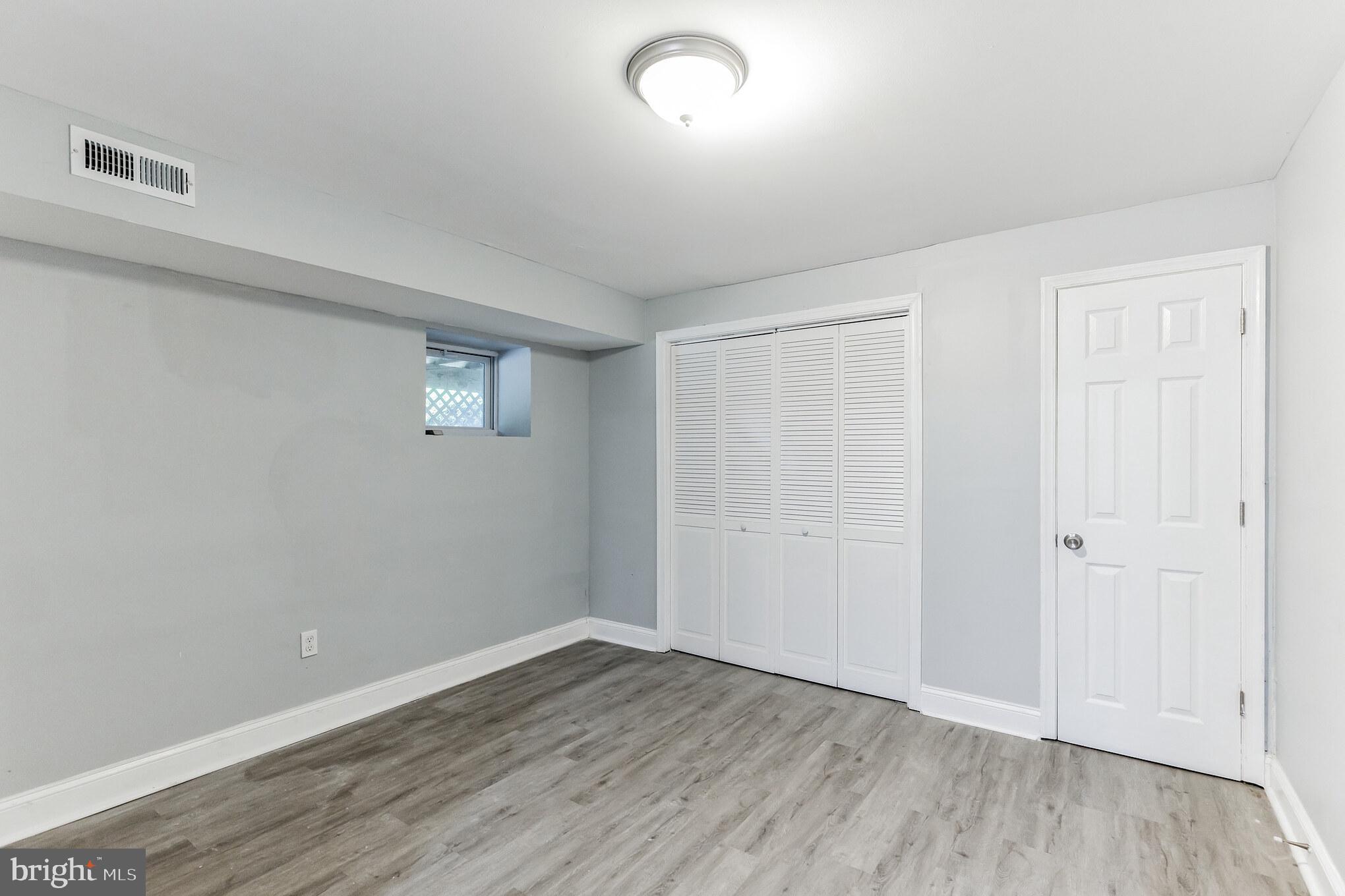 PARKVILLE - Residential