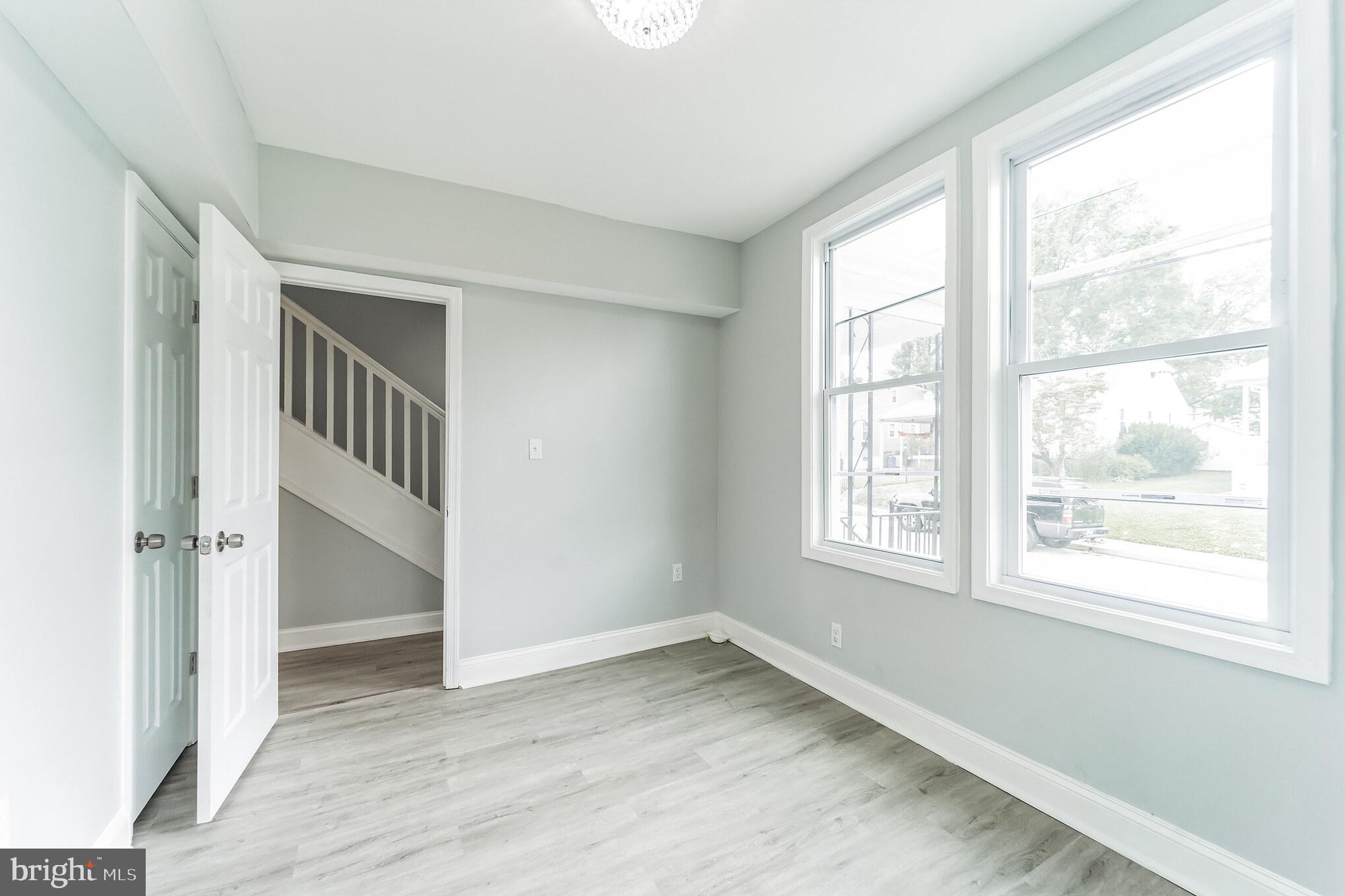 PARKVILLE - Residential