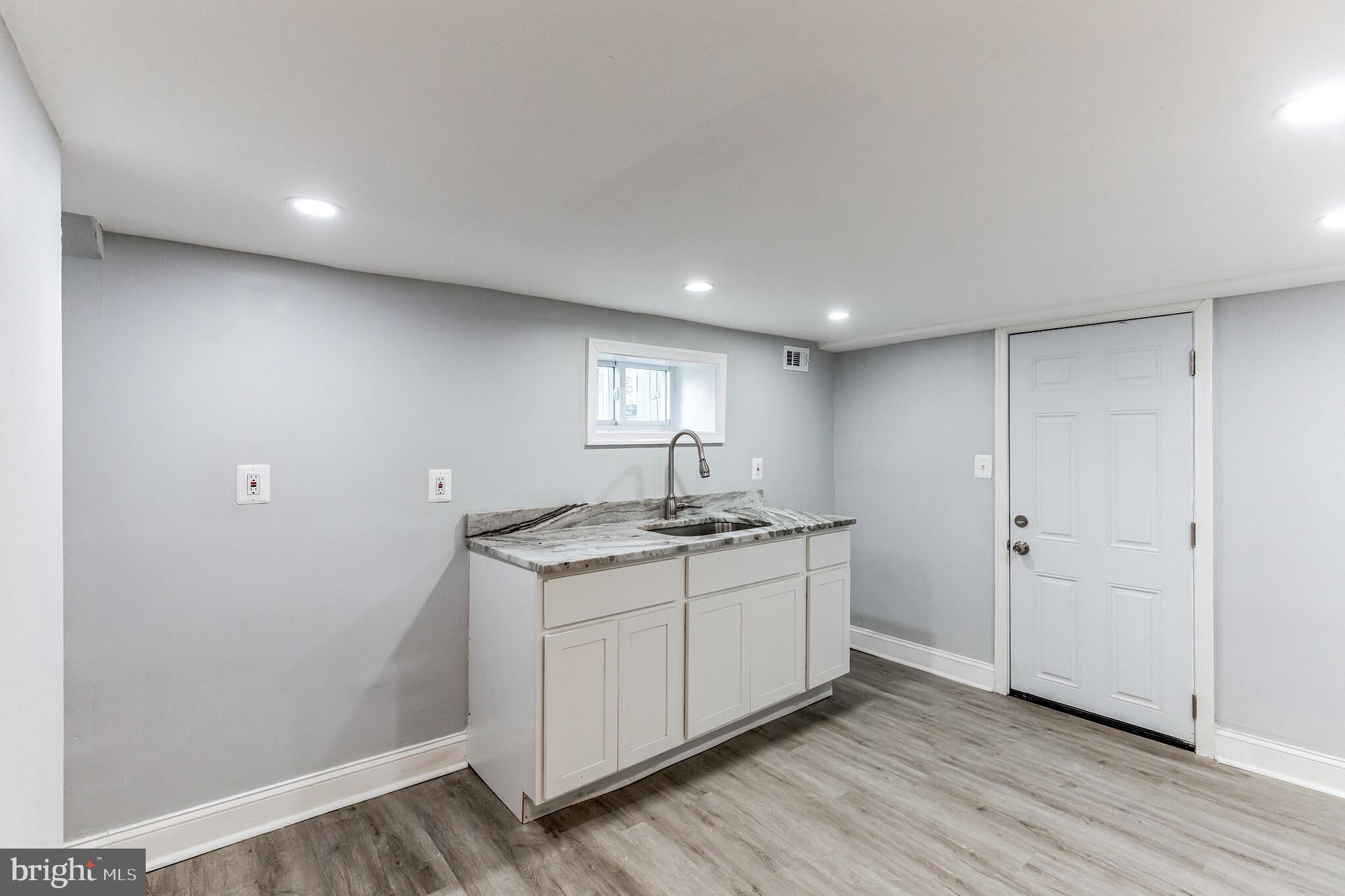 PARKVILLE - Residential