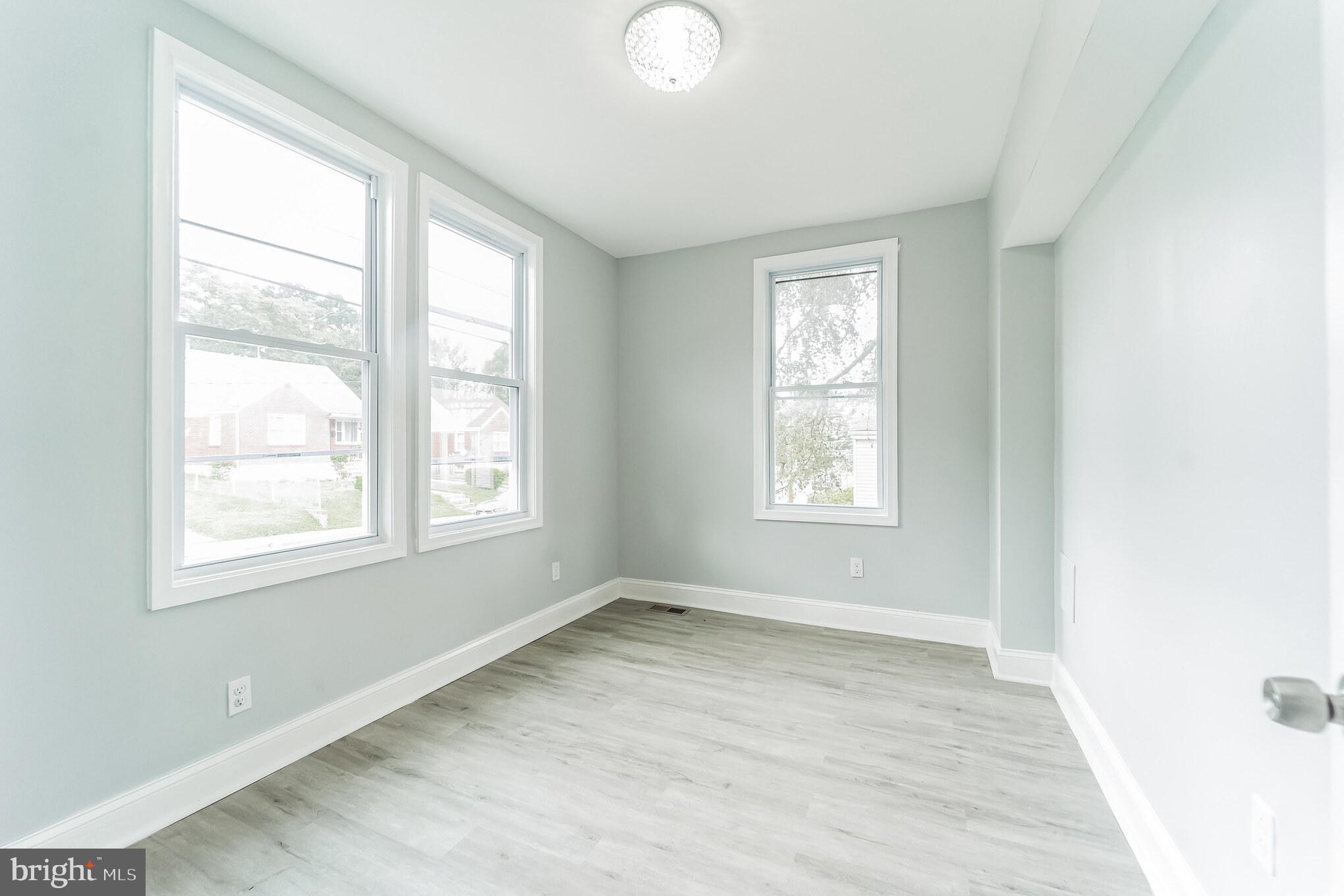 PARKVILLE - Residential