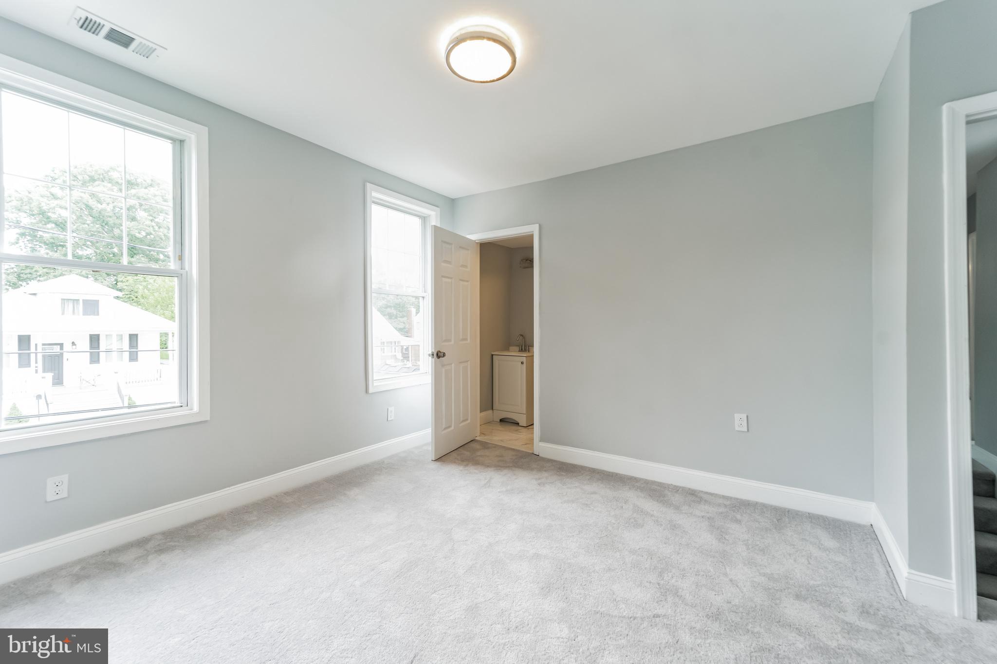 PARKVILLE - Residential