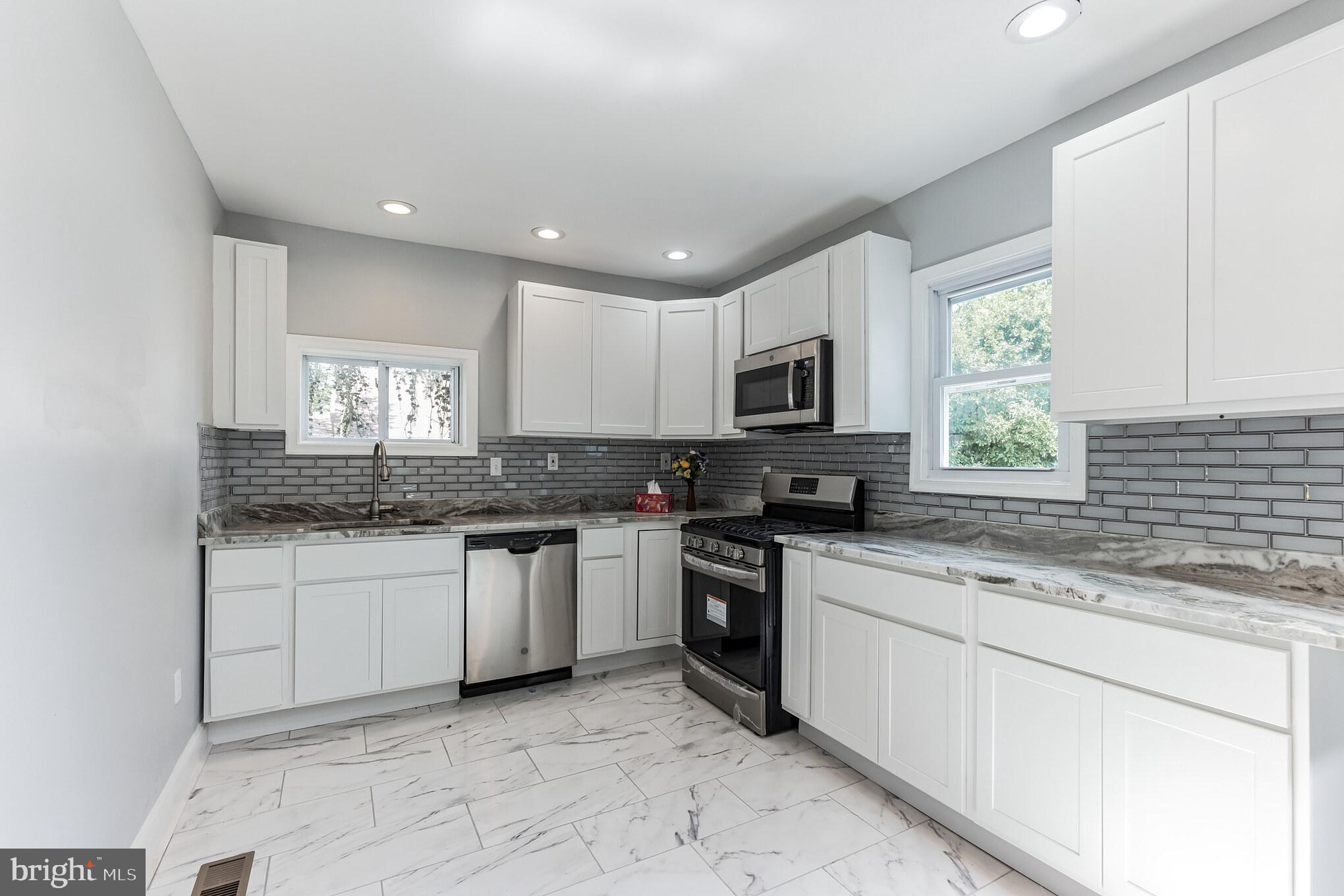 PARKVILLE - Residential