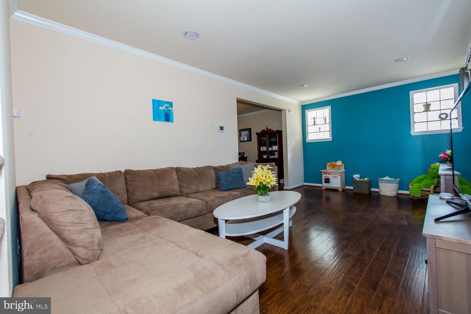 HILLBROOK - Residential