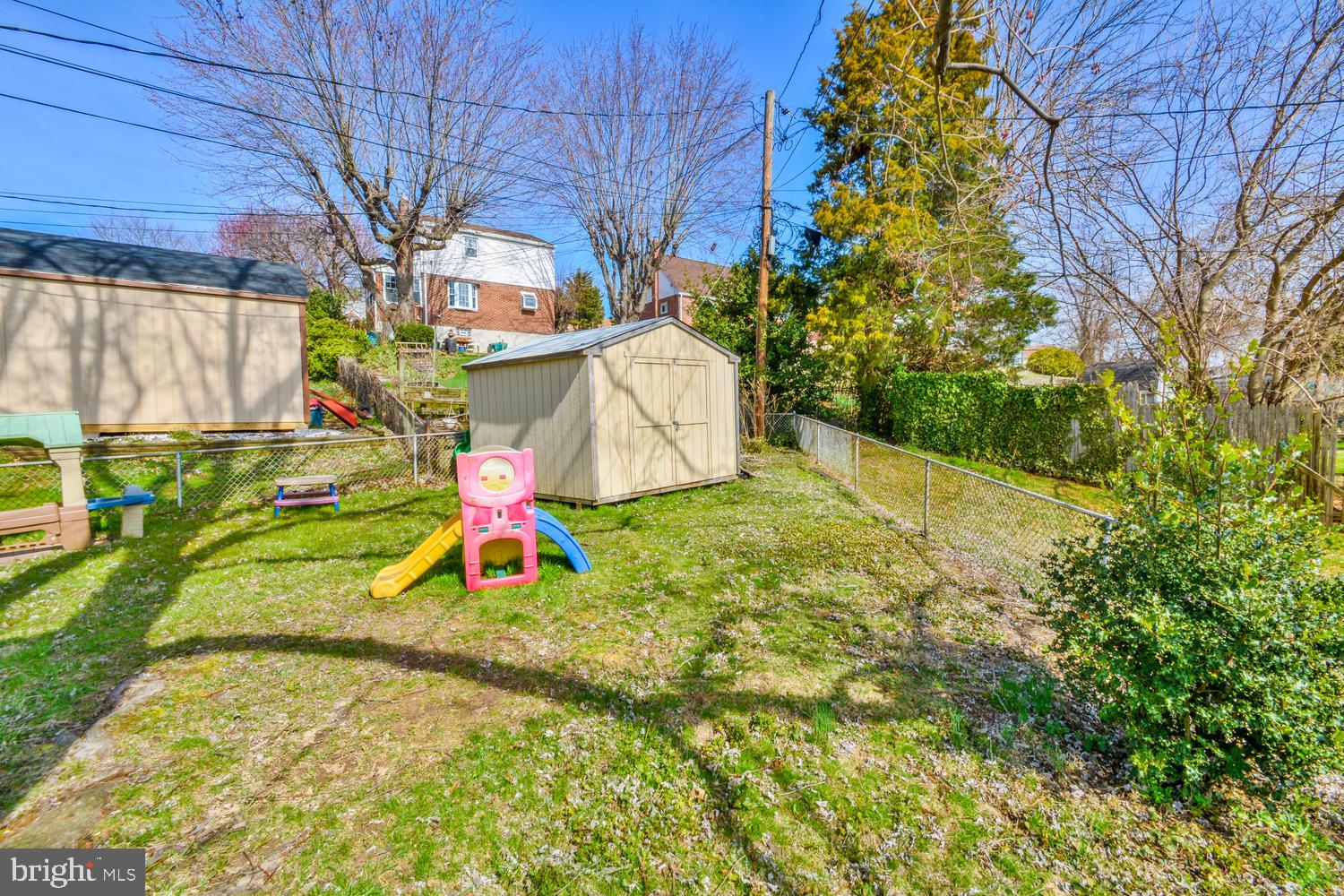 HILLBROOK - Residential