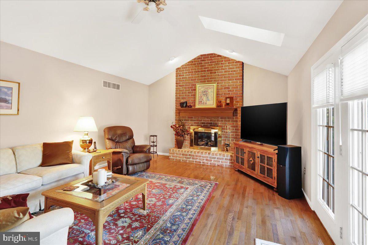 WILSHIRE - Residential