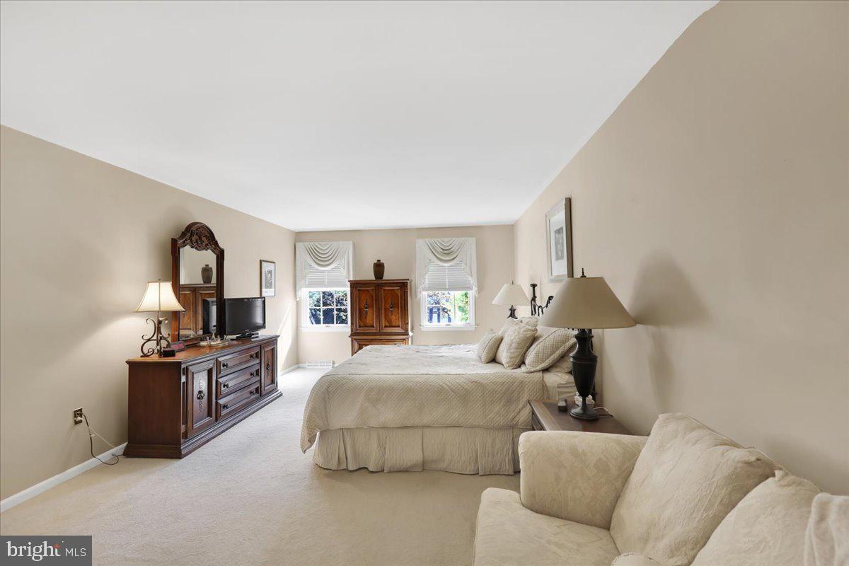 WILSHIRE - Residential