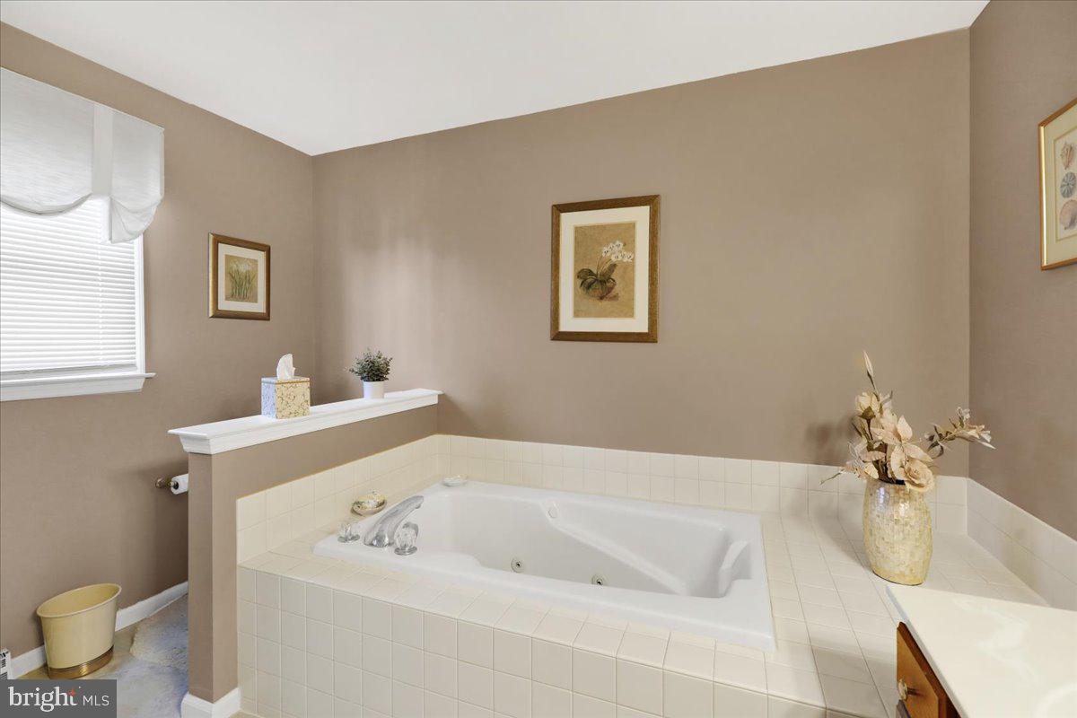 WILSHIRE - Residential