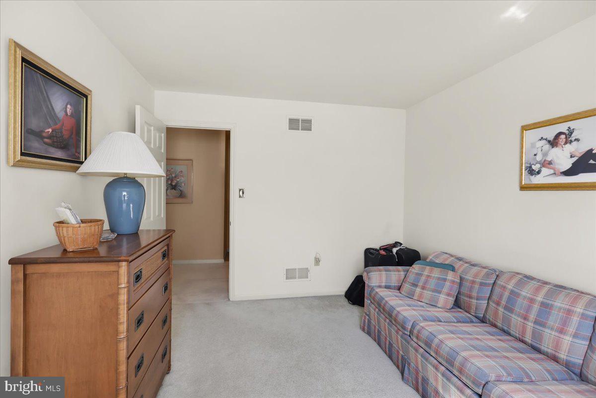 WILSHIRE - Residential