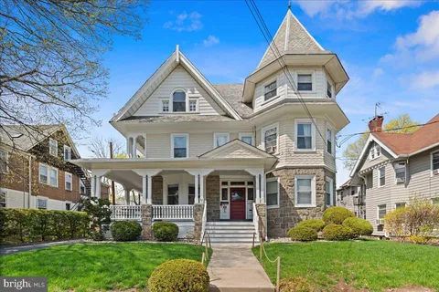 32 Wiggins Street, Princeton, NJ MLS: NJME2058716