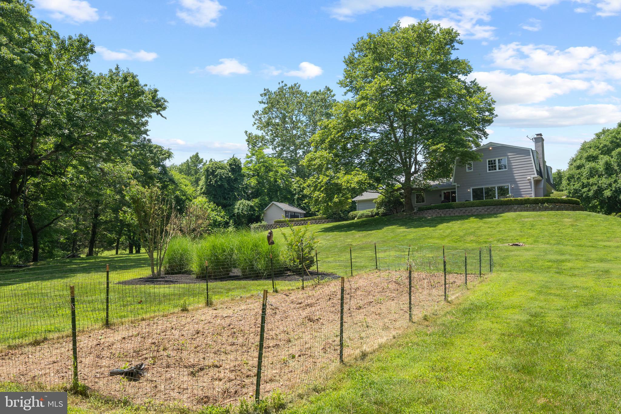 DARNESTOWN OUTSIDE - Residential