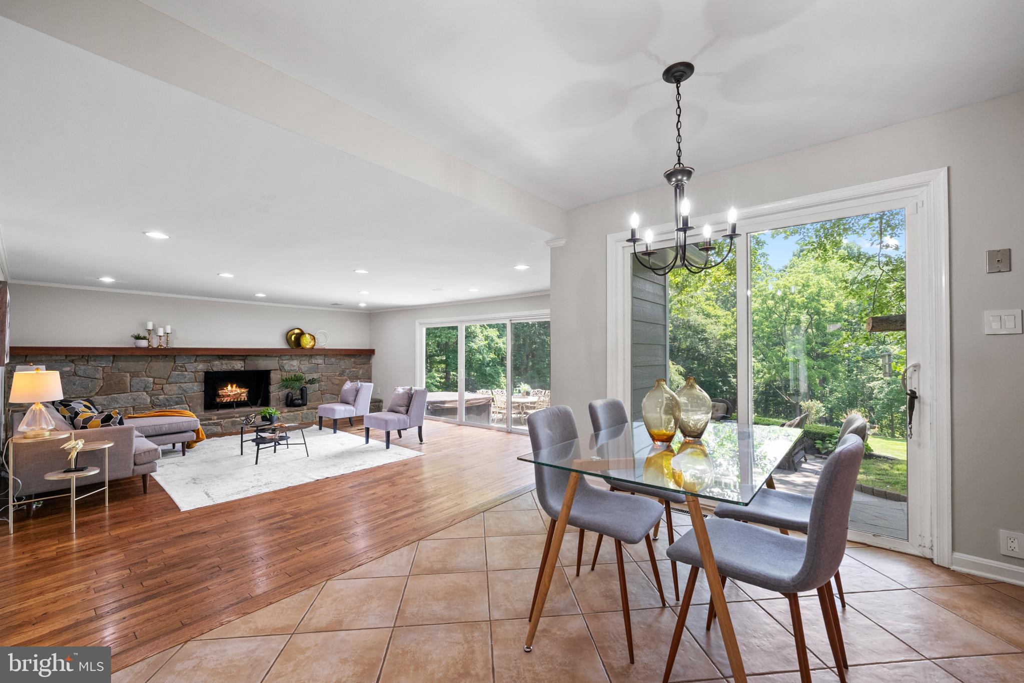 DARNESTOWN OUTSIDE - Residential