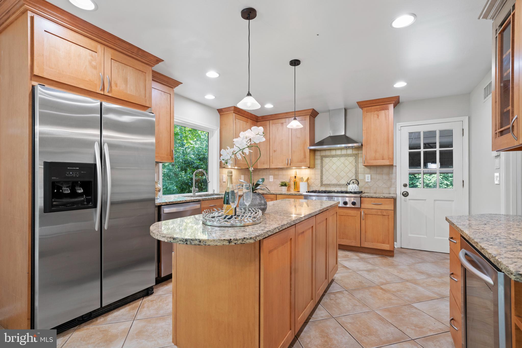 DARNESTOWN OUTSIDE - Residential