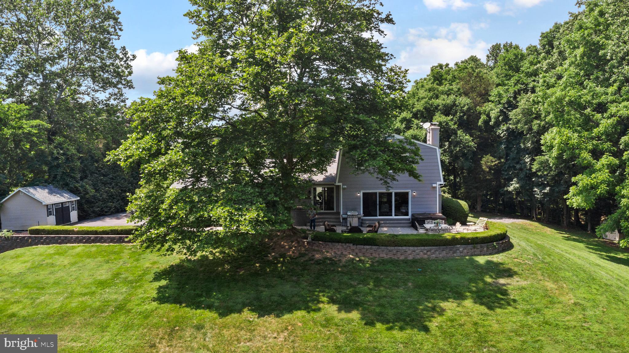 DARNESTOWN OUTSIDE - Residential