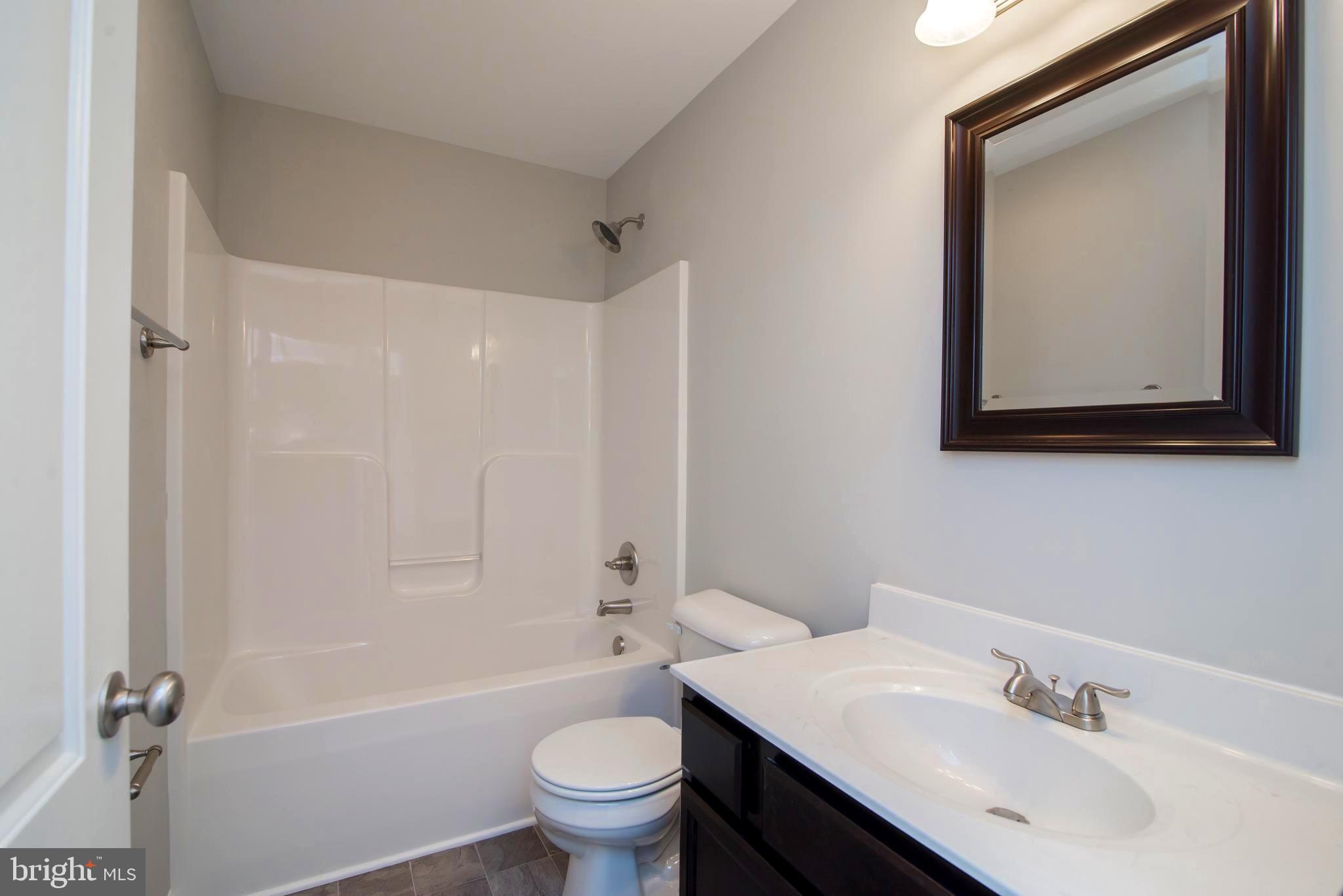 RED HILL - Residential